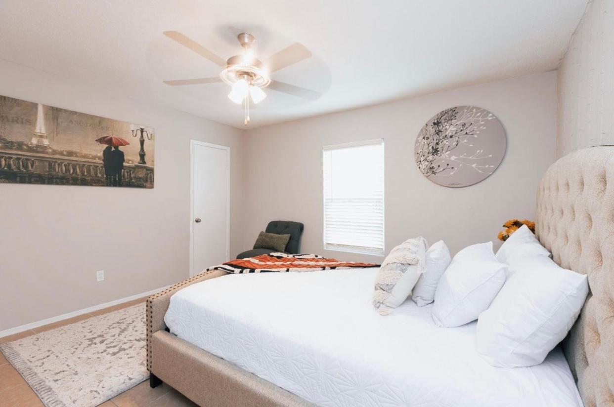 Enticing 1Br Apartment In The Heart Of The Heights ヒューストン エクステリア 写真