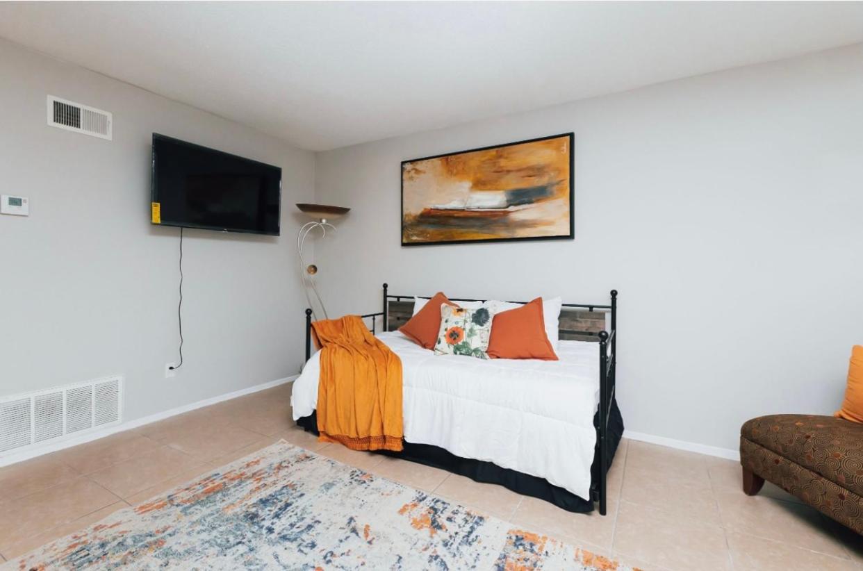 Enticing 1Br Apartment In The Heart Of The Heights ヒューストン エクステリア 写真